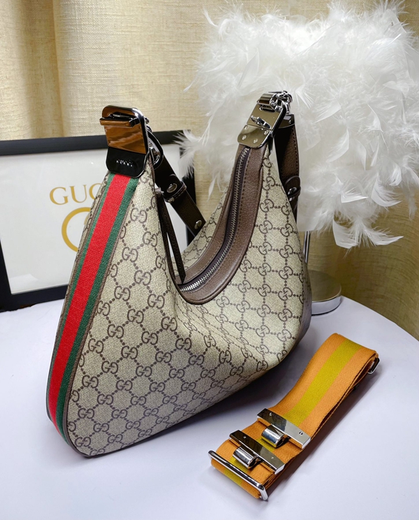 激安グッチバッグコピー内部構造